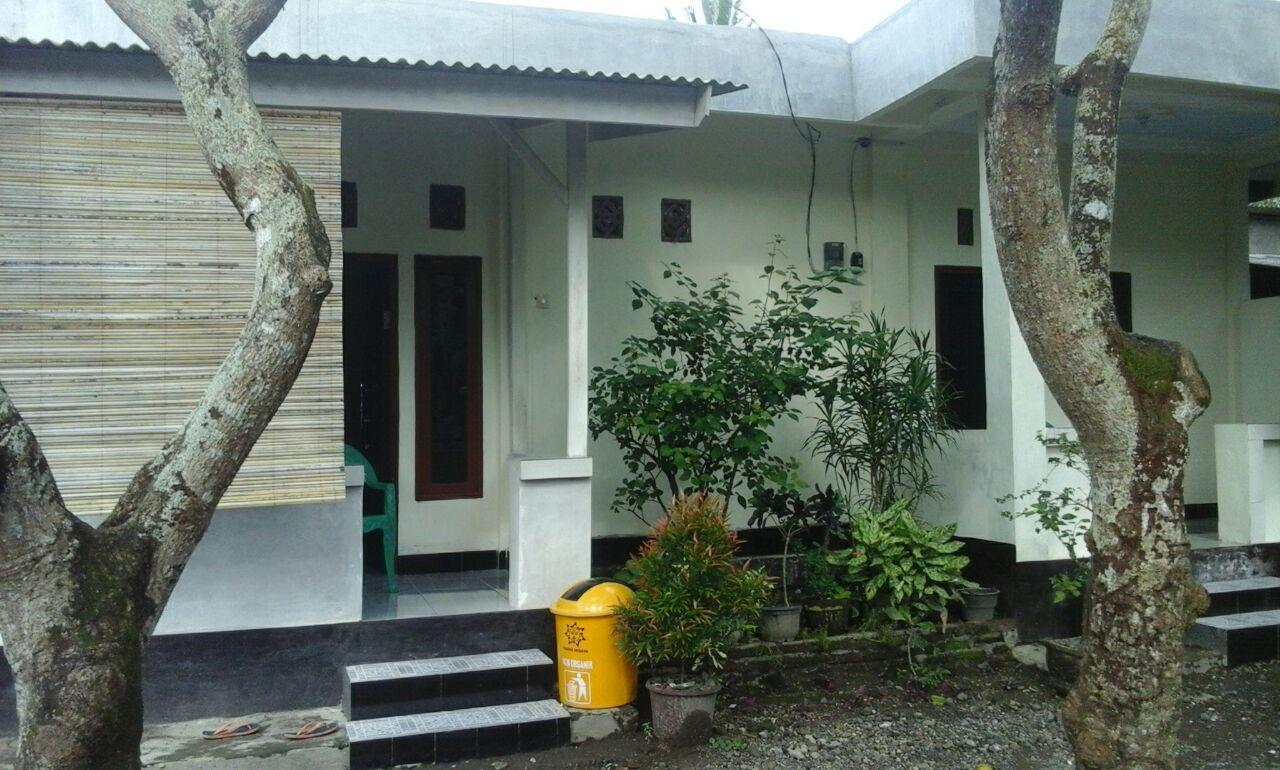 Pedek Homestay Прая Екстериор снимка
