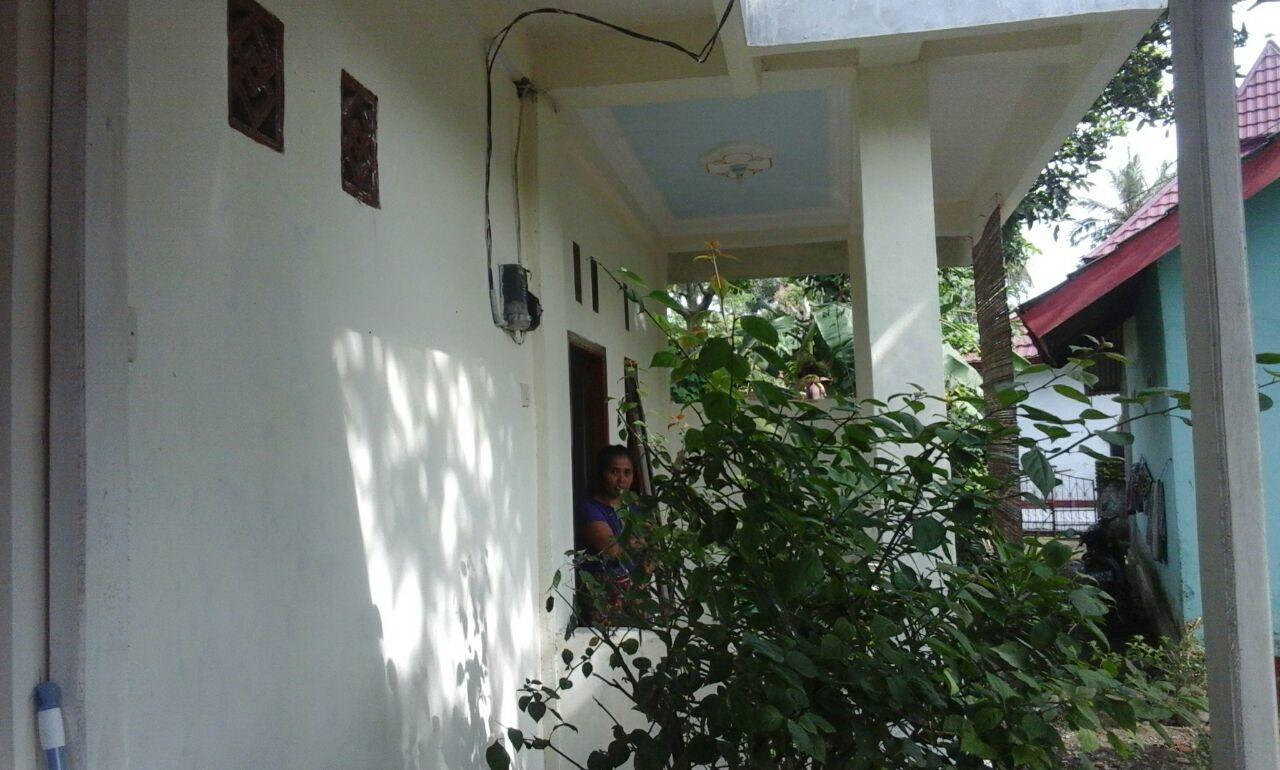 Pedek Homestay Прая Екстериор снимка